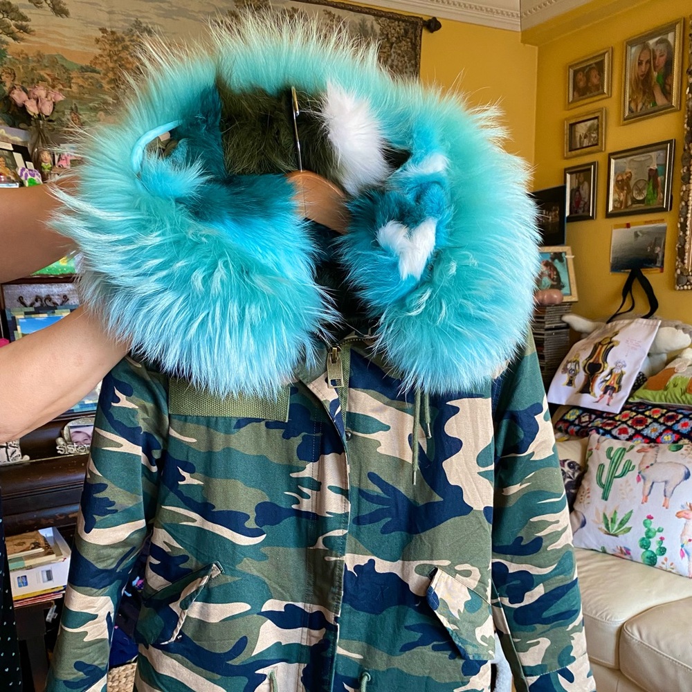 Fox Fur Parka - Picture 3 of 5